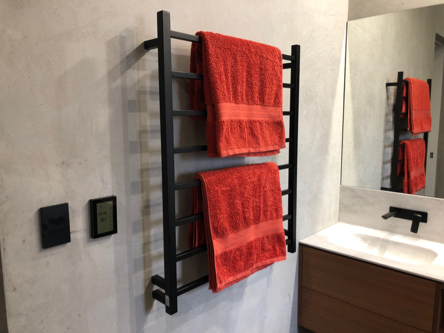 Towel Rails & Warmers